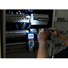 PeakTech 3444 Digitale multimeter IP67 | Soldeerbout-shop.nl