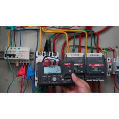 UNI-T UT582+ FI/RCD Aardlekschakelaartester | Soldeerbout-shop.nl